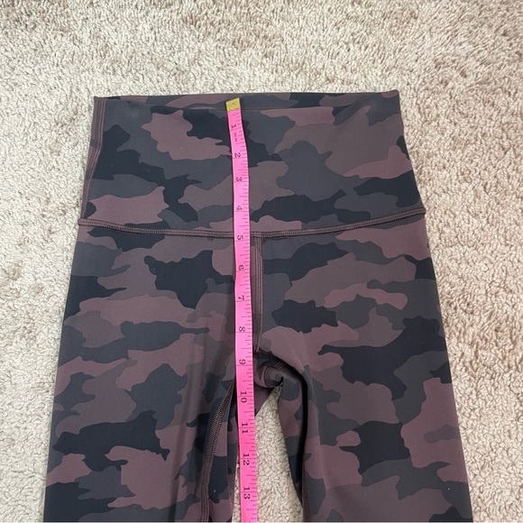 Lululemon Wunder Train High-Rise Crop 21"
Camo Brown Leggings W6BFBS 2020 Size 4 - Picture 10 of 15